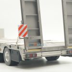 Remorque porte-engin à 3 essieux centraux accessoirisée