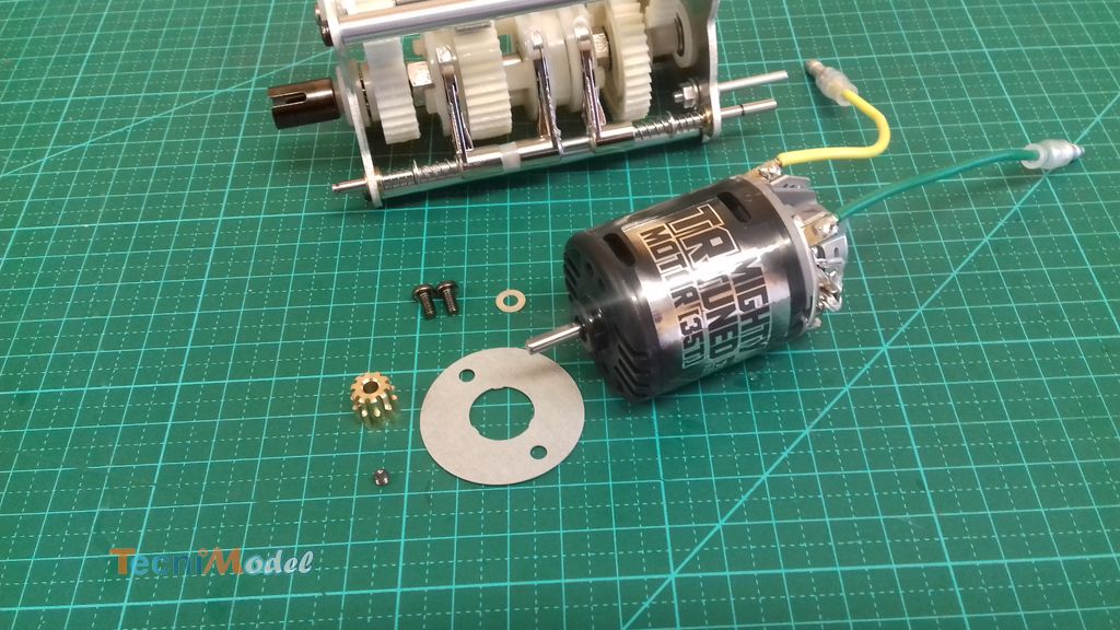 Montage de la boîte de vitesse Tamiya