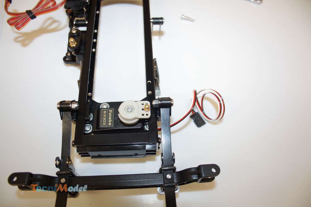 Montage du Arocs 3348 Tamiya