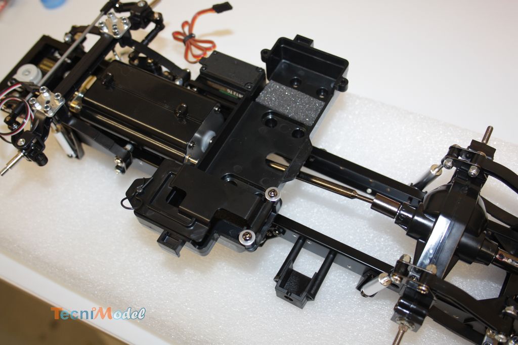 Montage du Arocs 3348 Tamiya