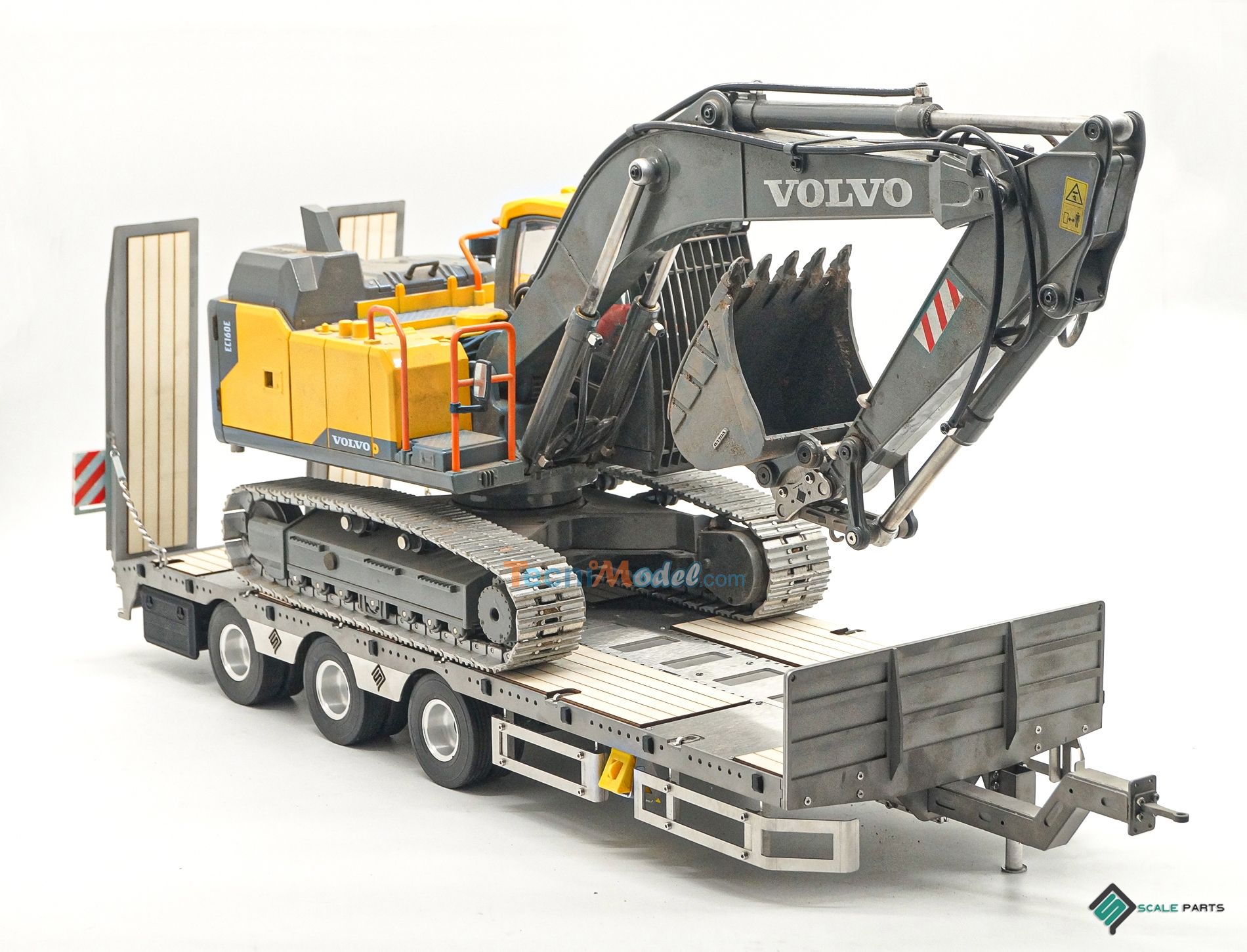 Nouvelle remorque porte-engins de Scale-Parts